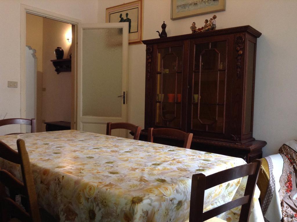 Vila Casa Sara Viareggio Pokoj fotografie