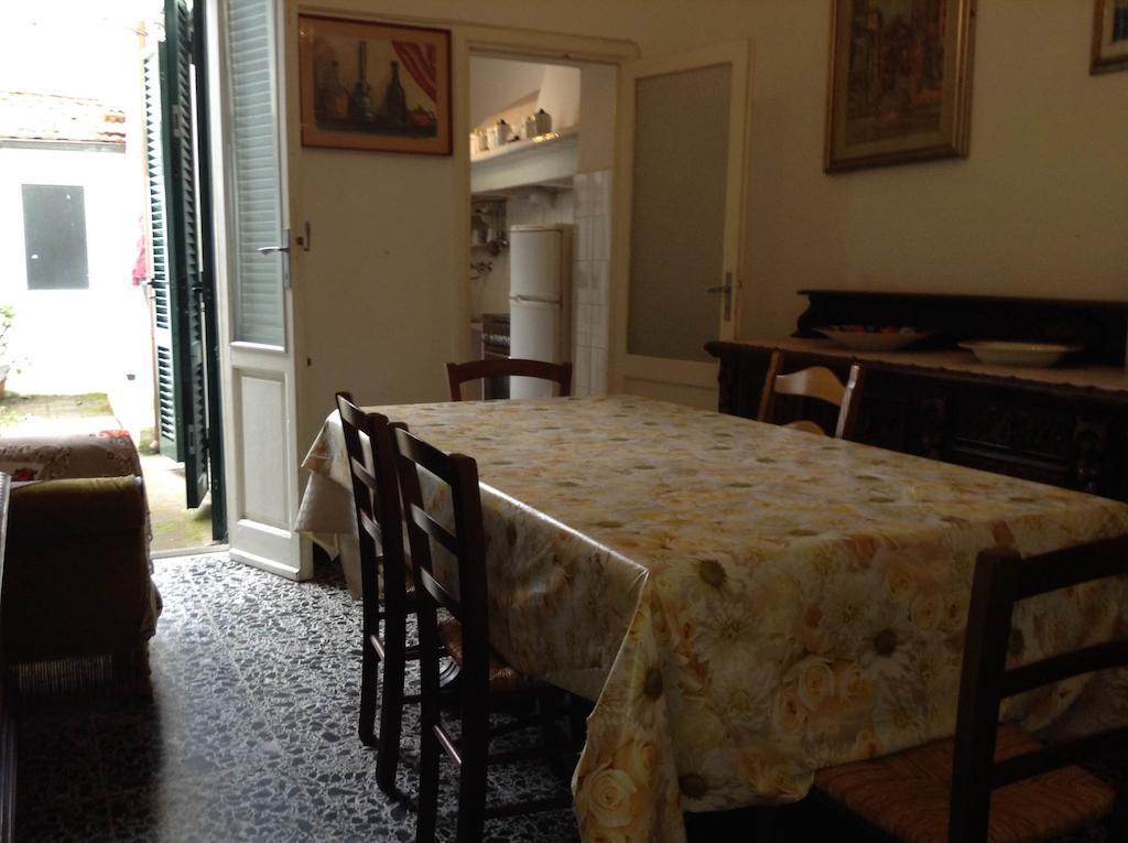 Vila Casa Sara Viareggio Pokoj fotografie